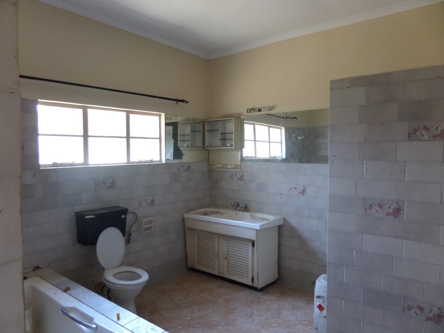 Commercial Property for Sale in Boschhoek A H North West